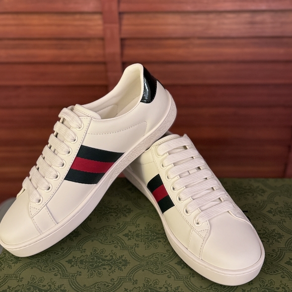 Gucci Woman's Trainers - Picture 1 of 5